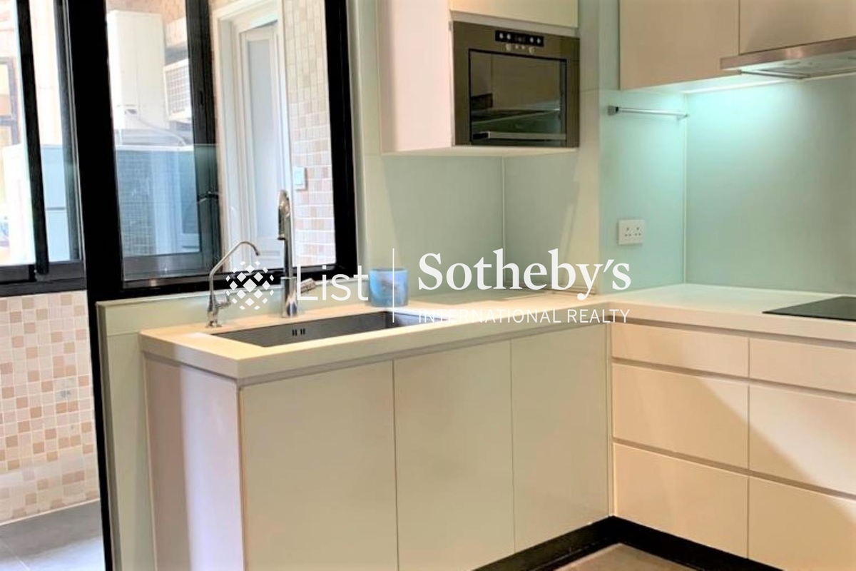 Scenic Heights 富景花園 | Kitchen