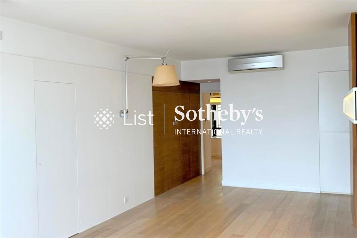 Scenic Heights 富景花園 | Living and Dining Room