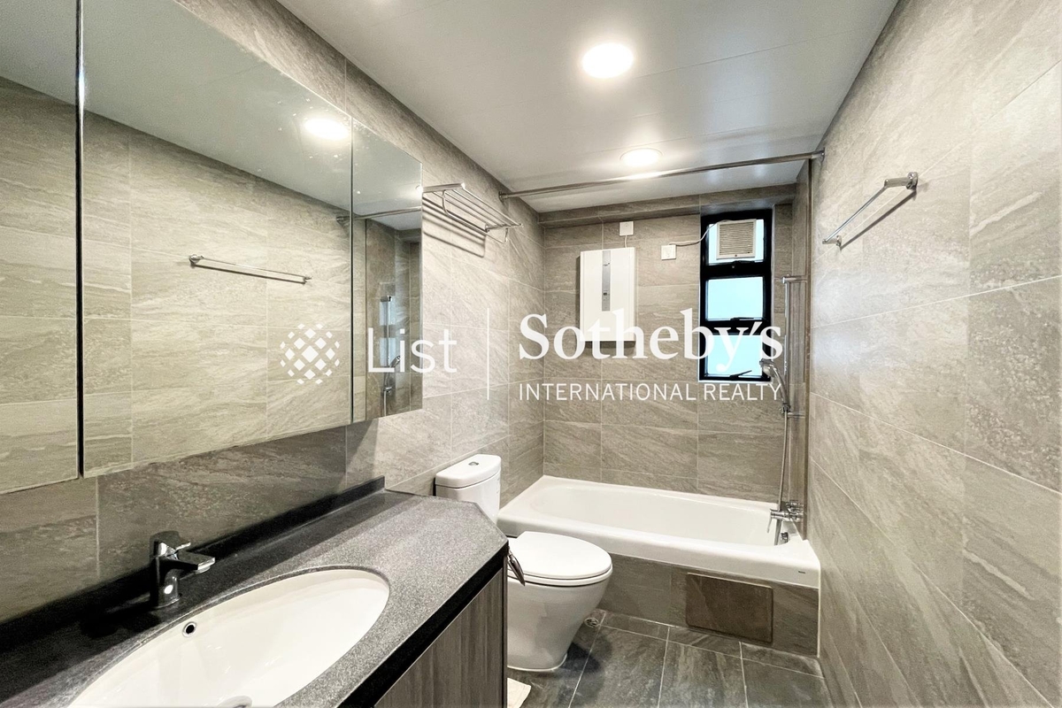 Imperial Court 帝豪閣 | Guest Bathroom