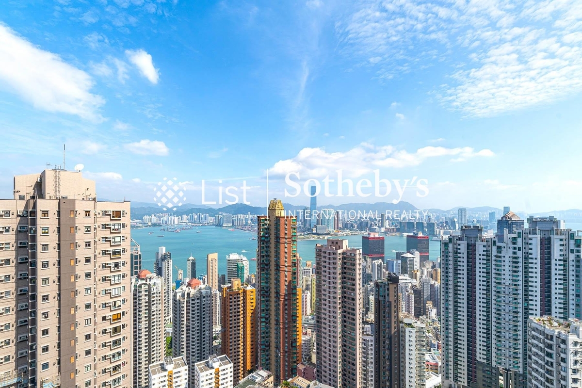 Imperial Court 帝豪閣 | View from Living and Dining Room