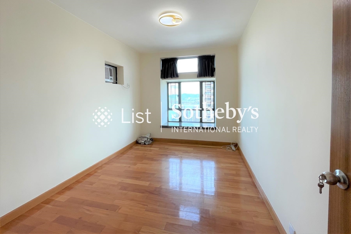 Imperial Court 帝豪閣 | Third Bedroom