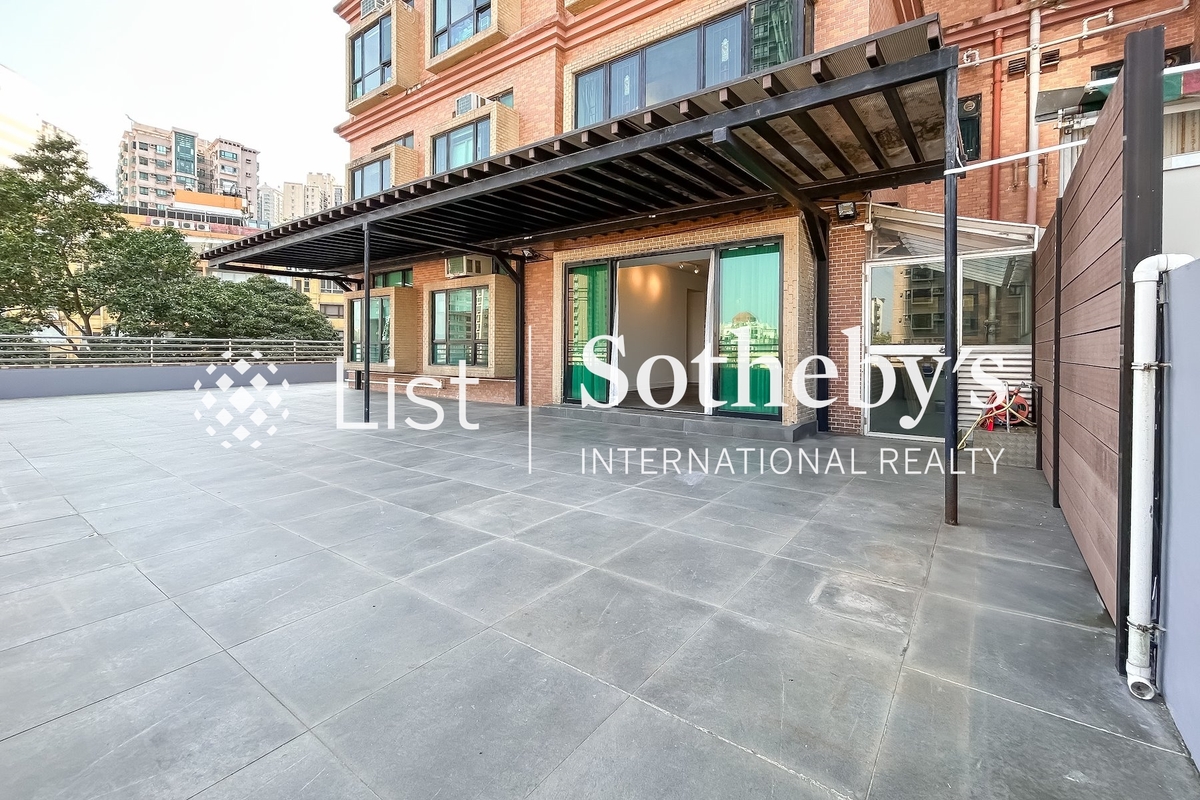 Imperial Court 帝豪阁 | Private Roof Terrace