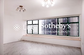Robinson Place 雍景臺 | Living and Dining Room