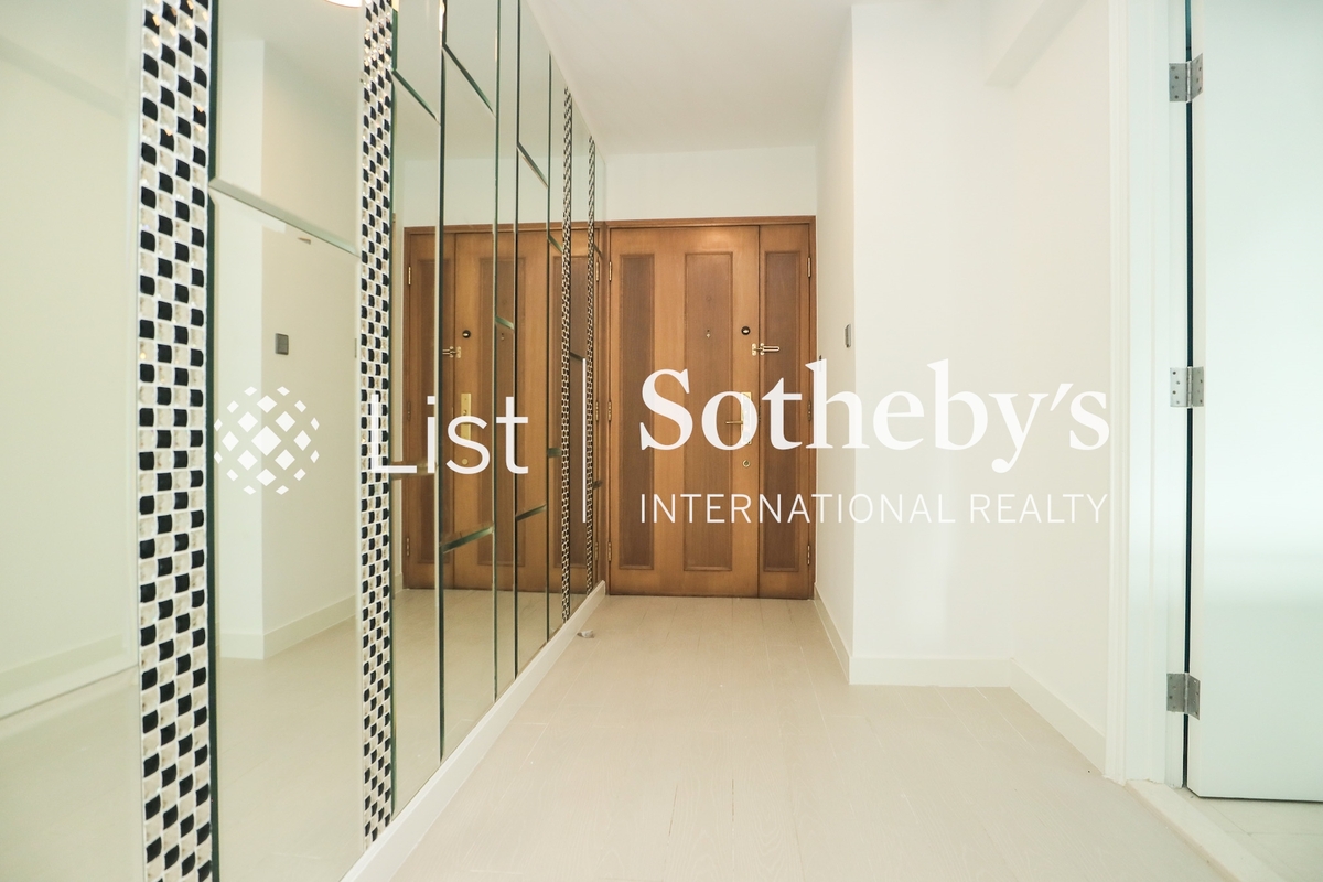 Robinson Place 雍景台 | Entrance