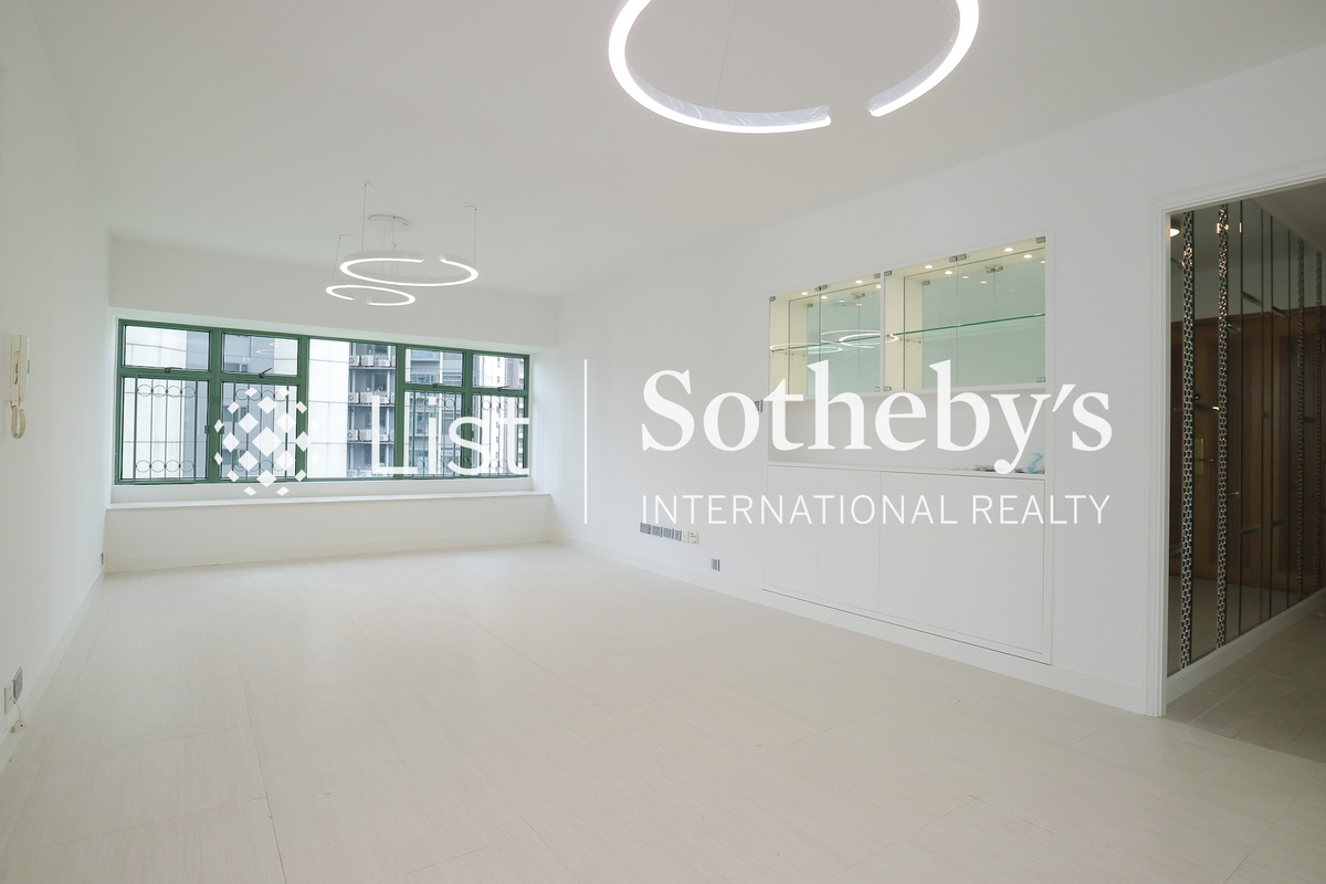 Robinson Place 雍景台 | Living and Dining Room