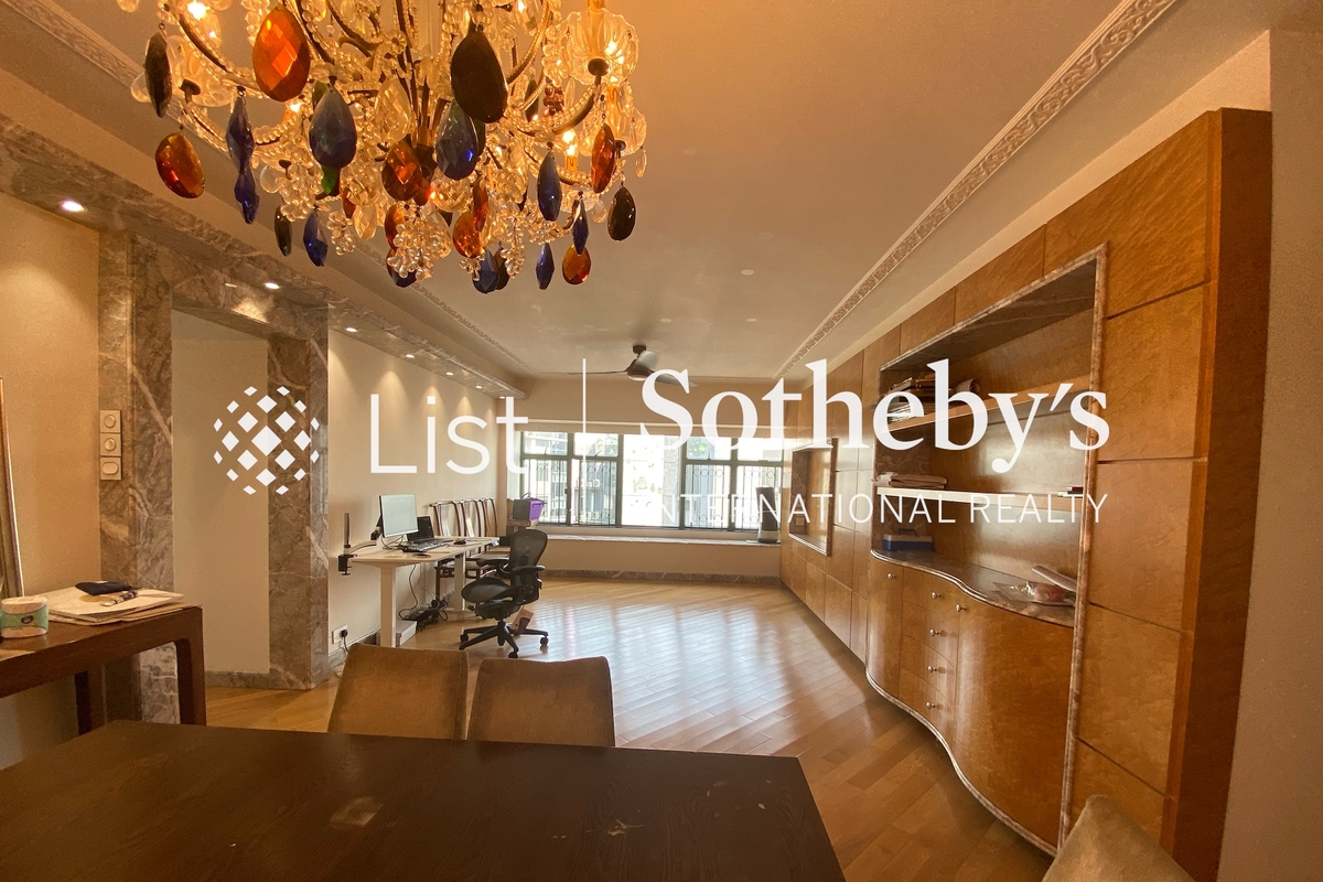 Robinson Place 雍景台 | Living and Dining Room