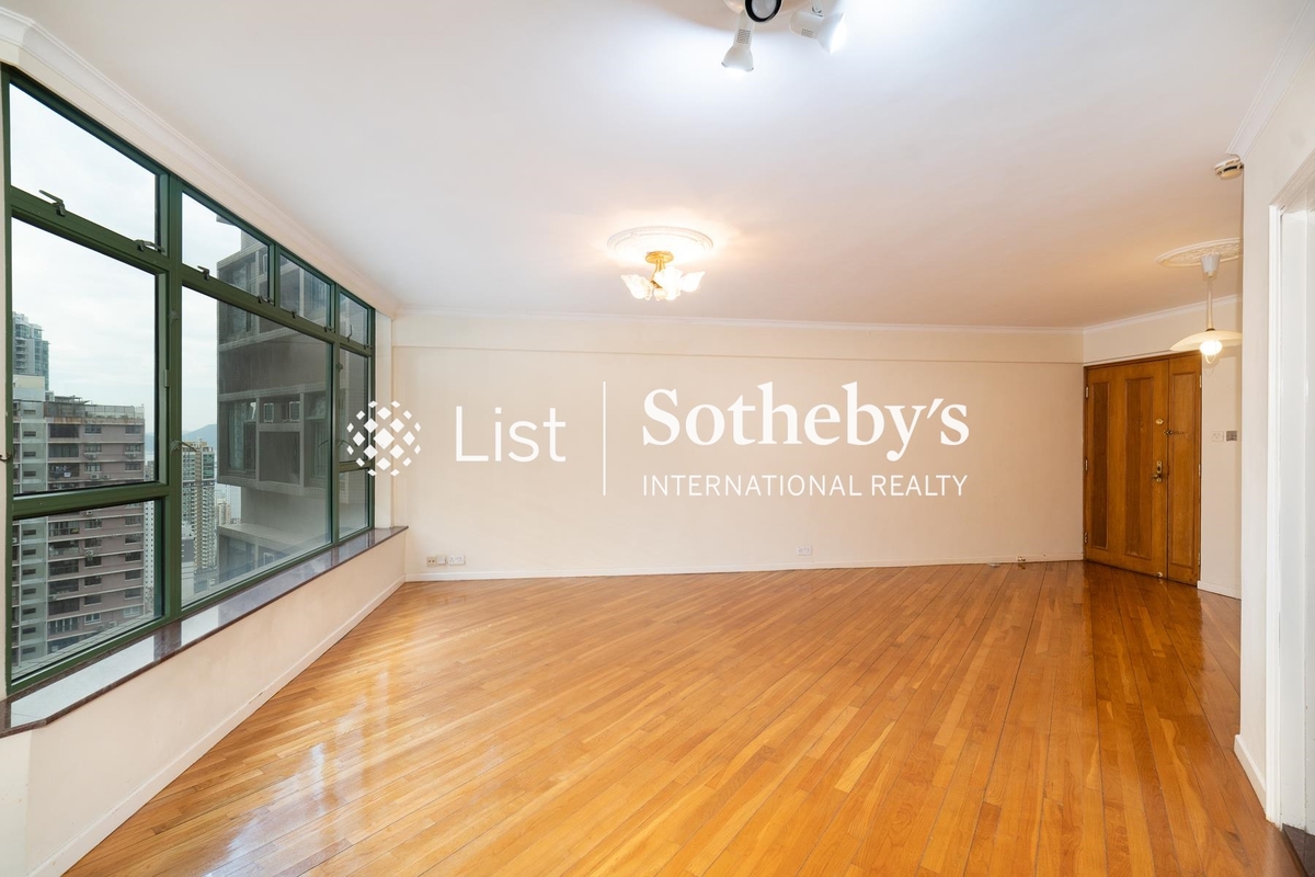 Robinson Place 雍景臺 | Living and Dining Room