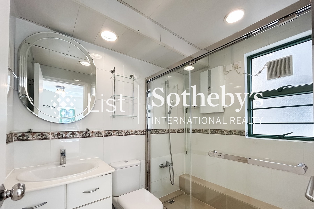 Robinson Place 雍景臺 | Master Bathroom