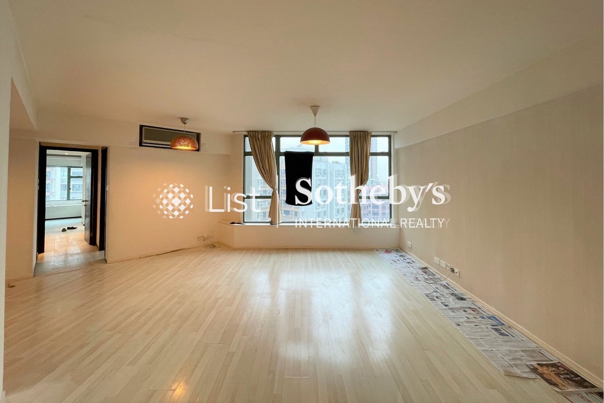 Robinson Place 雍景臺 | Living and Dining Room