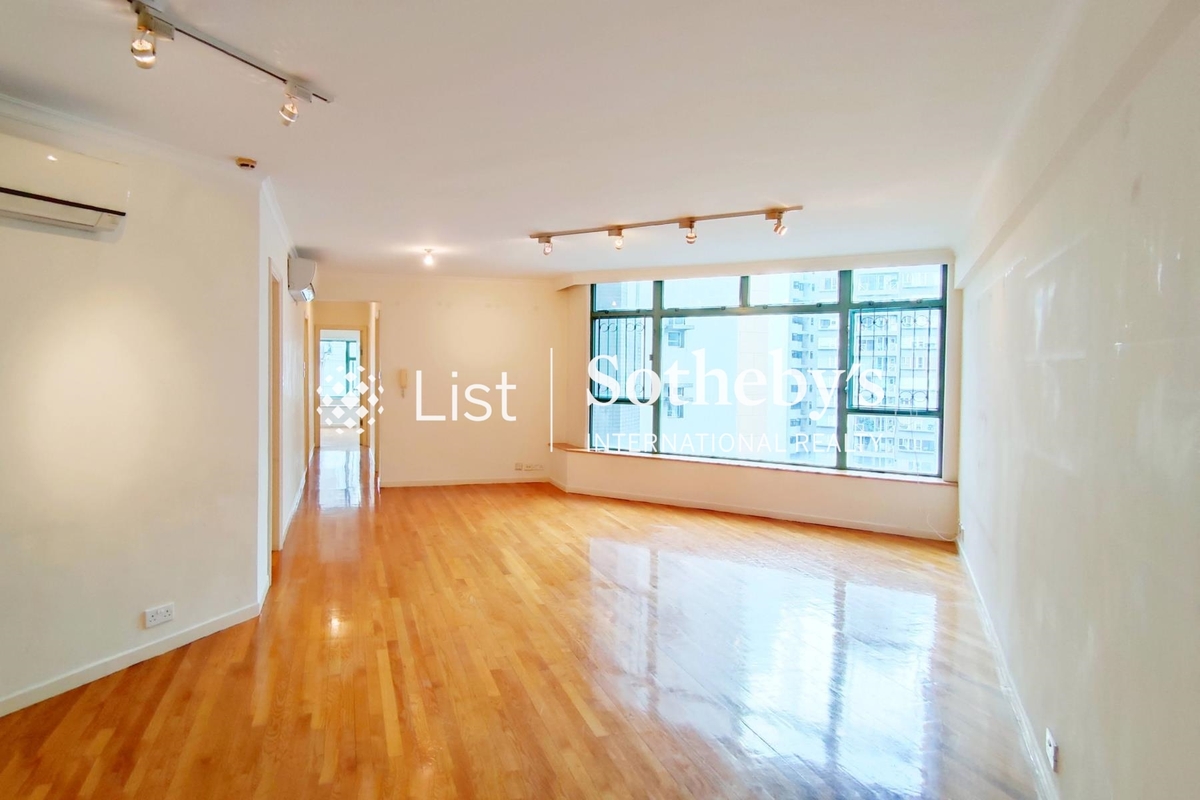 Robinson Place 雍景臺 | Living and Dining Room