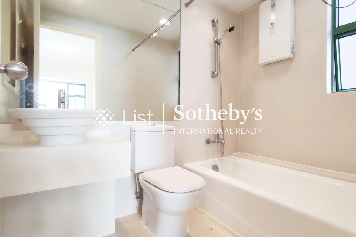 Robinson Place 雍景臺 | Master Bathroom