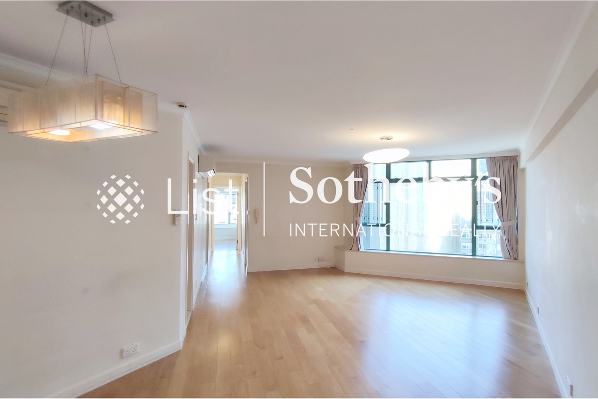 Robinson Place 雍景臺 | Living and Dining Room