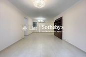 Robinson Place 雍景臺 | Living and Dining Room