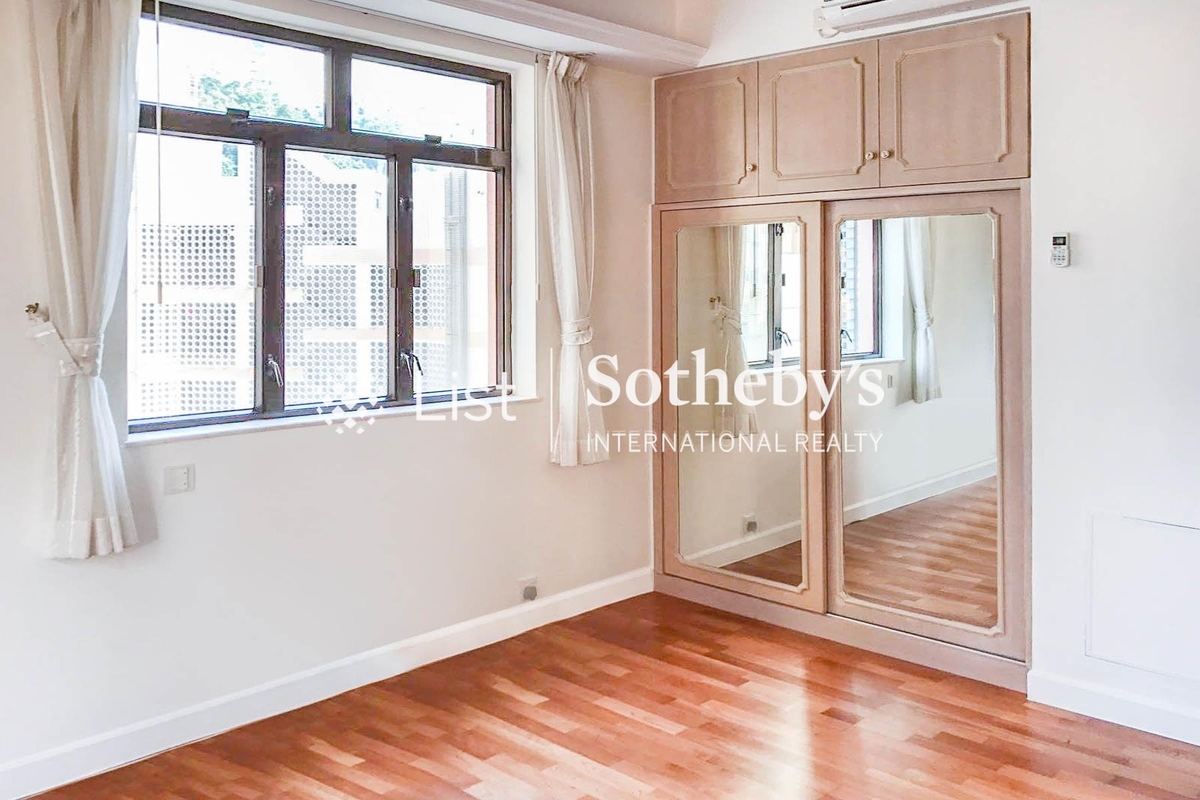 Fontana Gardens 豪園 | Fourth Bedroom