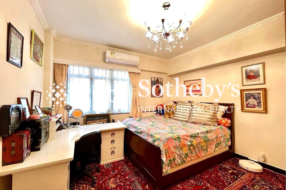 Fontana Gardens 豪園 | Third Bedroom