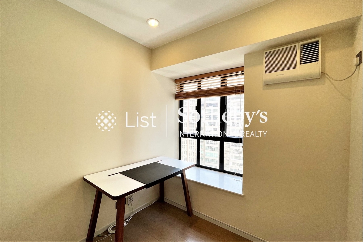 Vantage Park 慧豪閣 | Second Bedroom