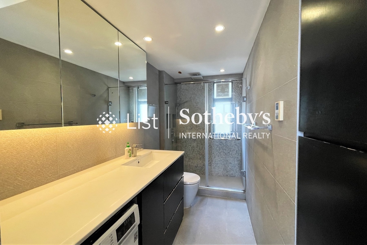 Vantage Park 慧豪閣 | Master Bathroom