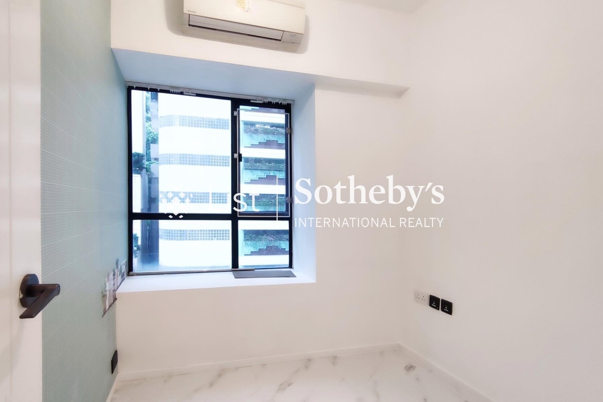 Valiant Park 骏豪阁 | Third Bedroom