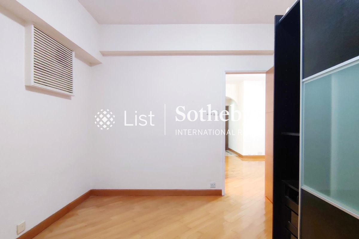 Valiant Park 駿豪閣 | Master Bedroom