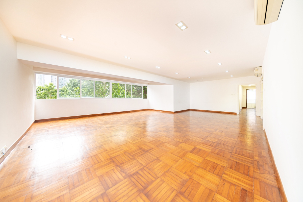 Fontana Gardens 豪園 | Living and Dining Room