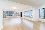 The Grand Panorama 嘉兆臺 | Living and Dining Room