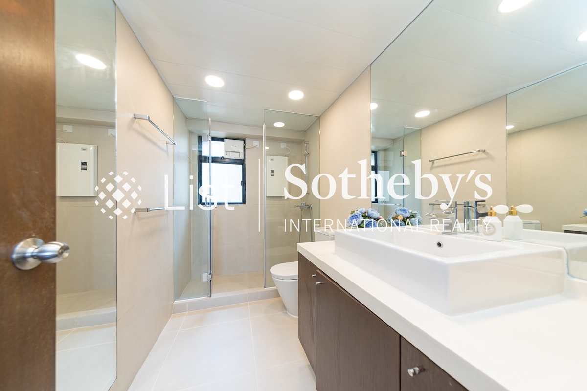 The Grand Panorama 嘉兆臺 | Master Bathroom
