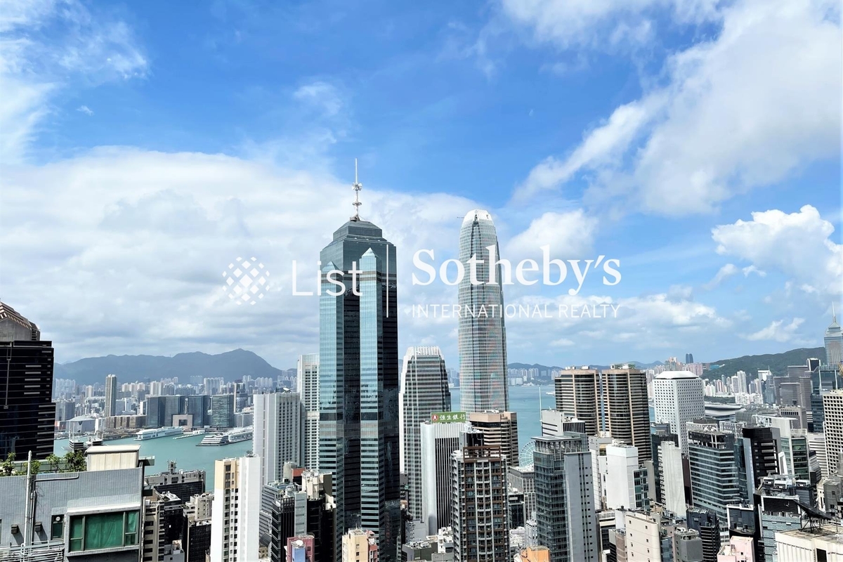 Alassio 殷然 | View from Living and Dining Room