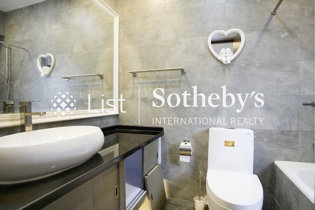 The Grand Panorama 嘉兆臺 | Master Bathroom