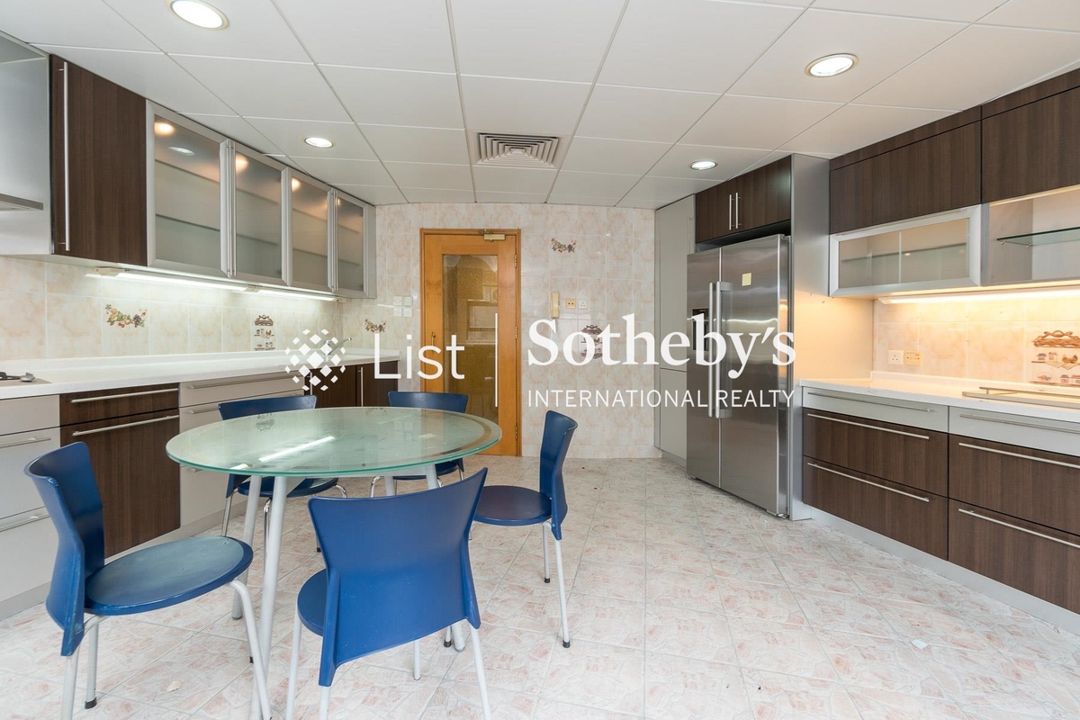 Century Tower 世紀大廈 | Kitchen