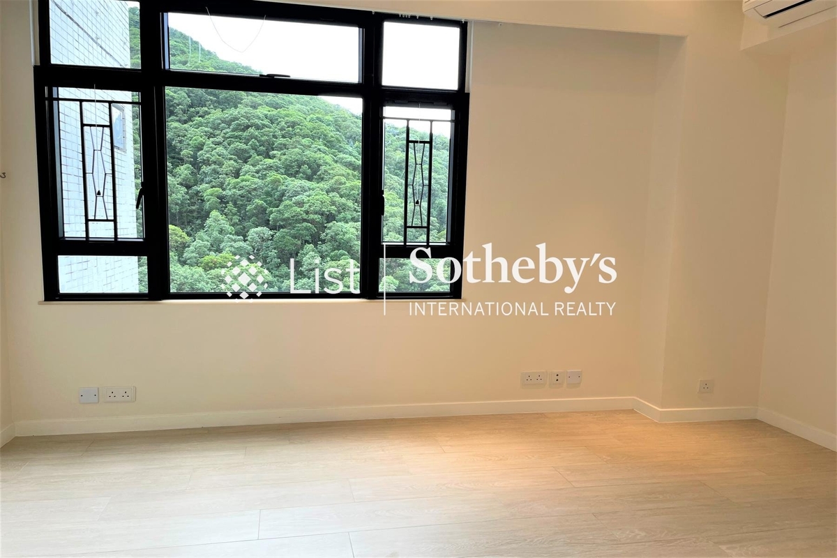 Hatton Place 杏彤苑 | Second Bedroom