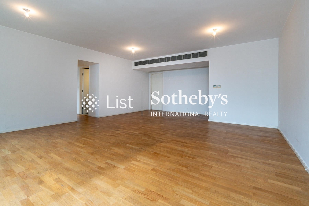 Seymour 懿峰 | Living and Dining Room