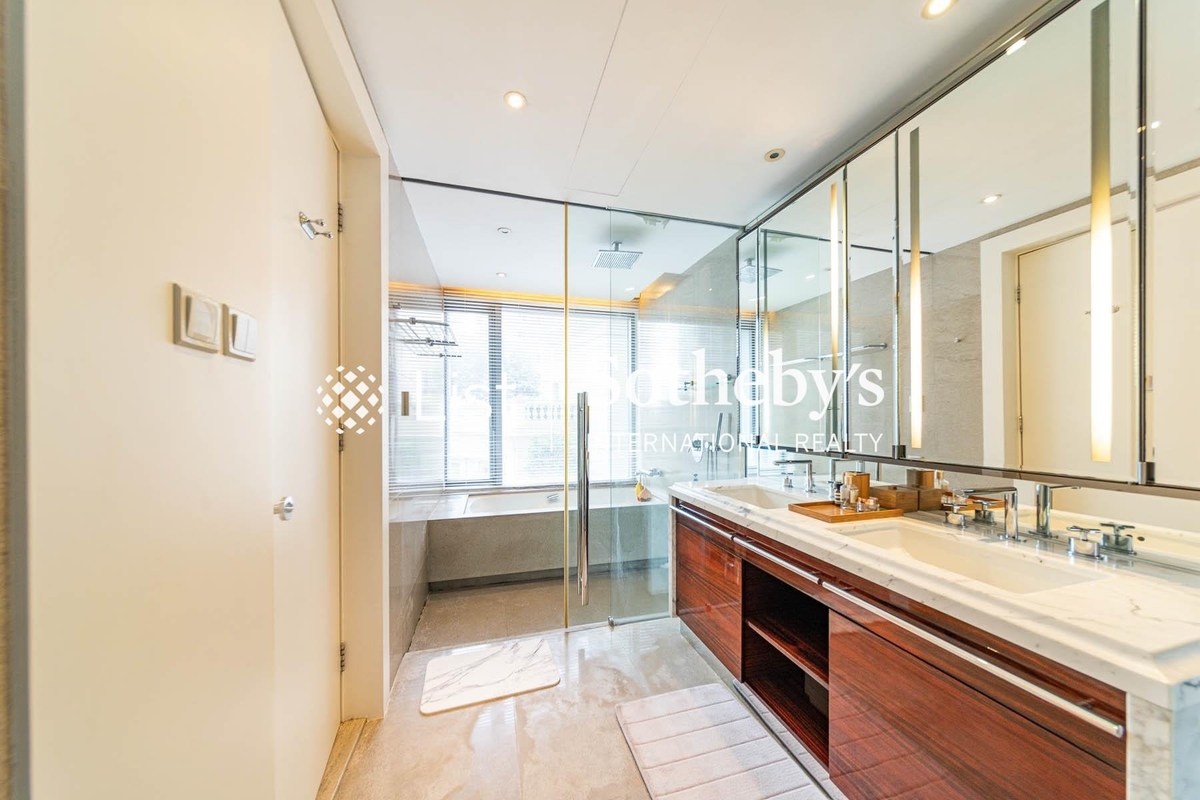 Seymour 懿峰 | Master Bathroom