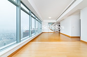The Harbourside 君臨天下 | Living and Dining Room