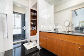 Pine Court 翠峰園 | Master Bathroom