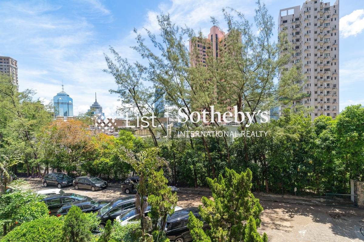 Pine Court 翠峰園 | View from Living and Dining Room