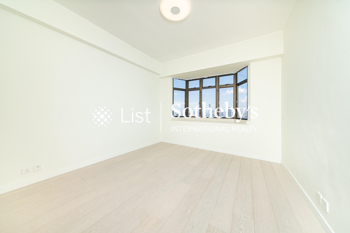 Trafalgar Court 大寶閣 | Third Bedroom