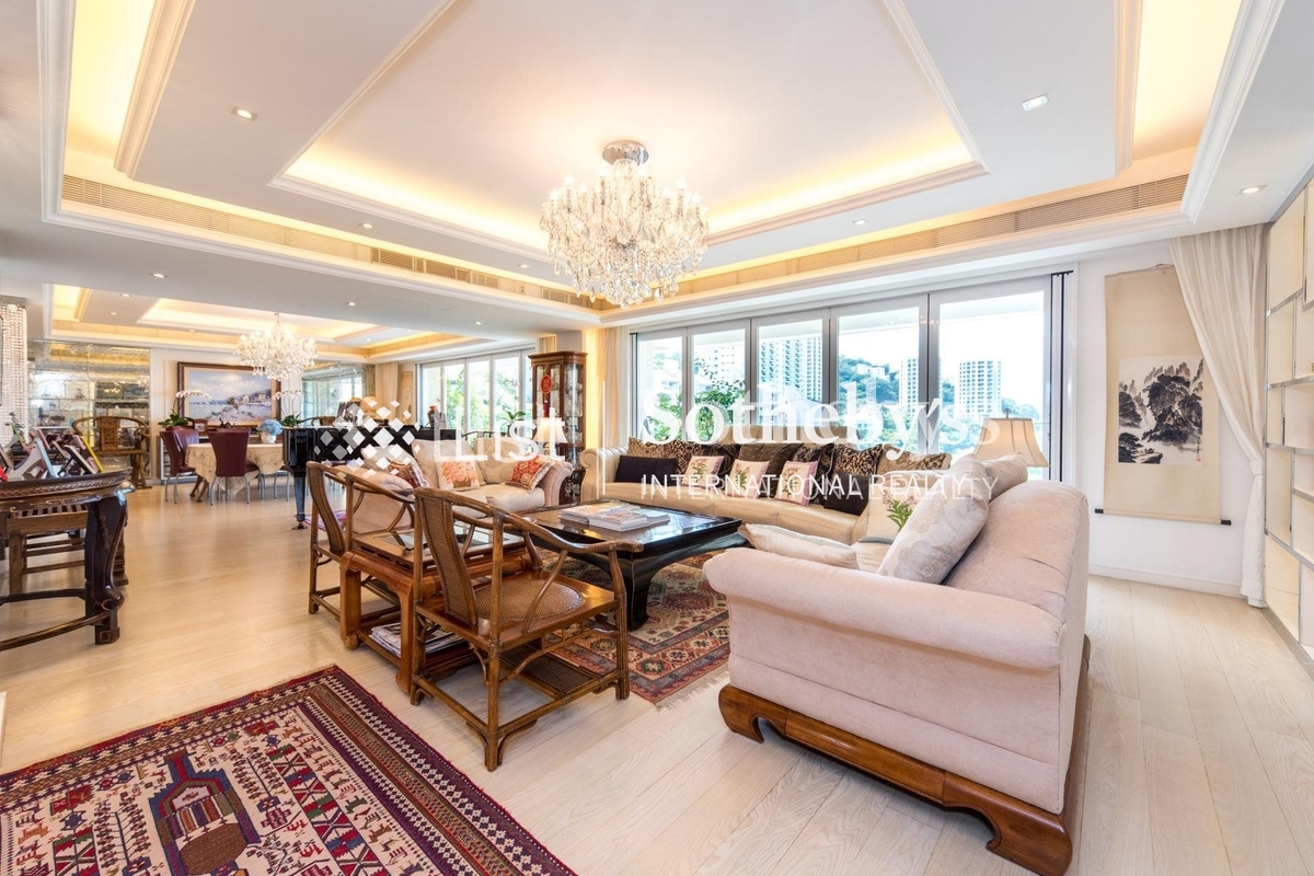 Scenic Villas 美景臺 | Living and Dining Room