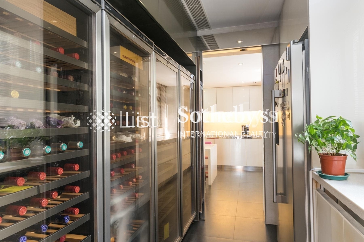 Scenic Villas 美景臺 | Wine Cellar