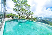 7-15 Mount Kellett Road 加列山道7-15号 | Private Swimming Pool off Living and Dining Room