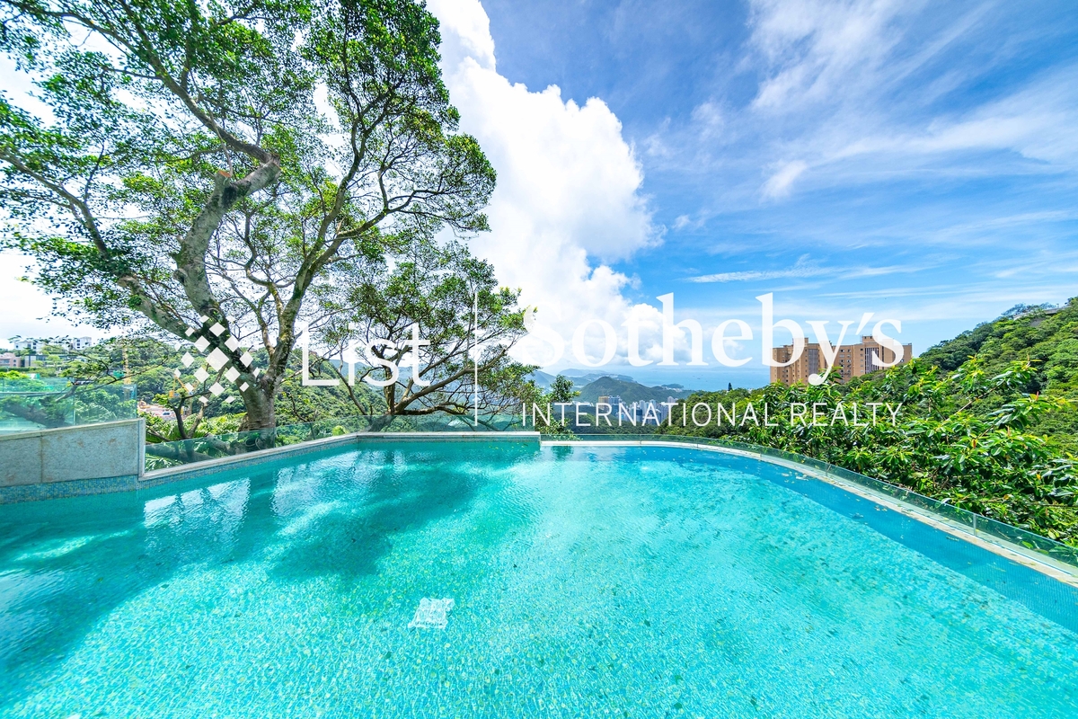7-15 Mount Kellett Road 加列山道7-15號 | Private Swimming Pool off Living and Dining Room