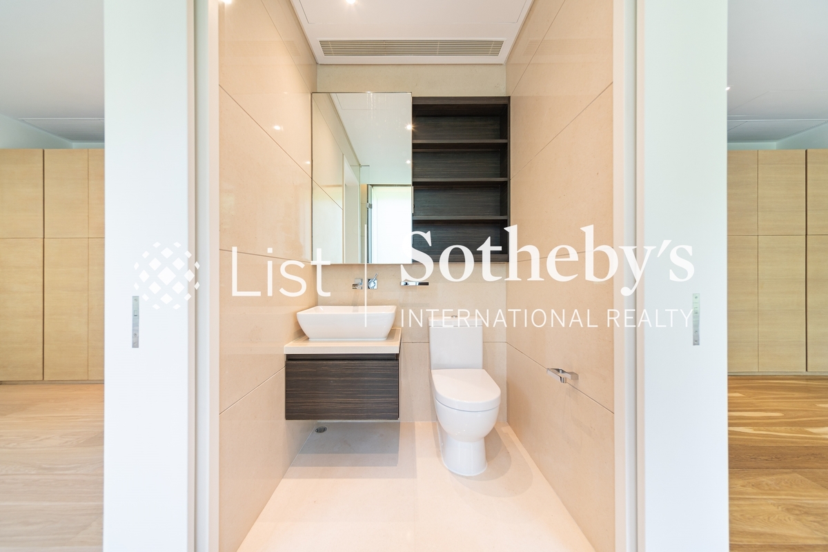 7-15 Mount Kellett Road 加列山道7-15號 | Third En-suite Bathroom