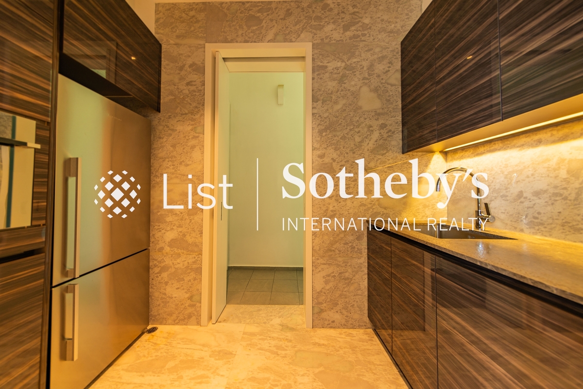 7-15 Mount Kellett Road 加列山道7-15號 | Pantry on Second Floor