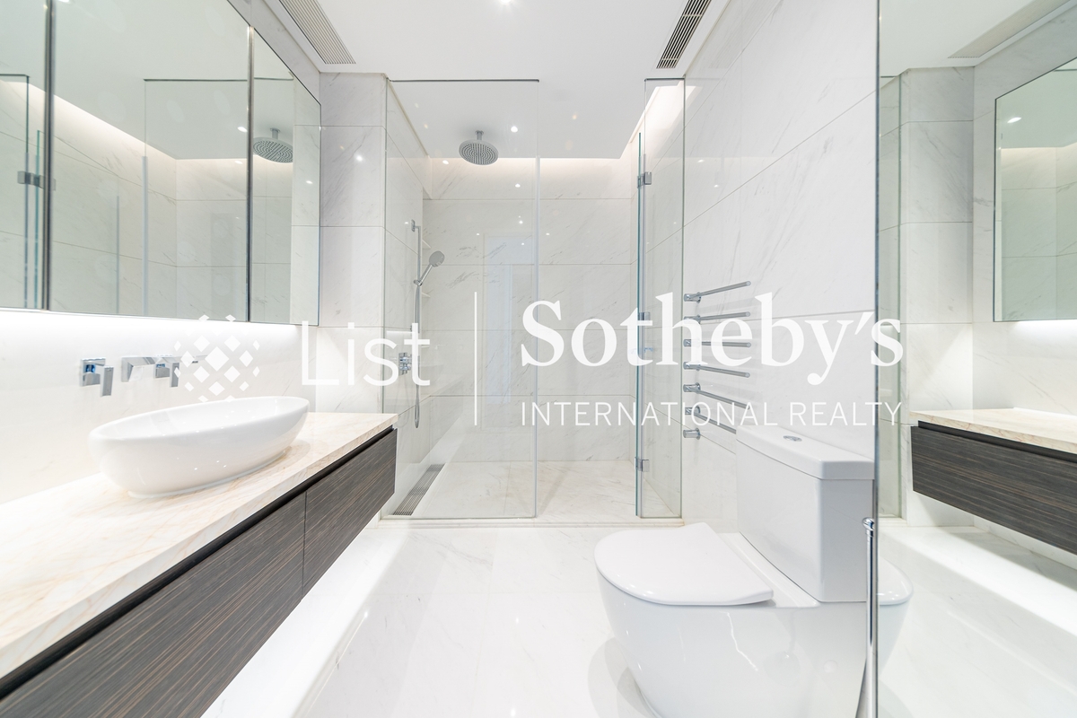 7-15 Mount Kellett Road 加列山道7-15號 | Master Bathroom 2