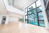 7-15 Mount Kellett Road 加列山道7-15號 | Living and Dining Room