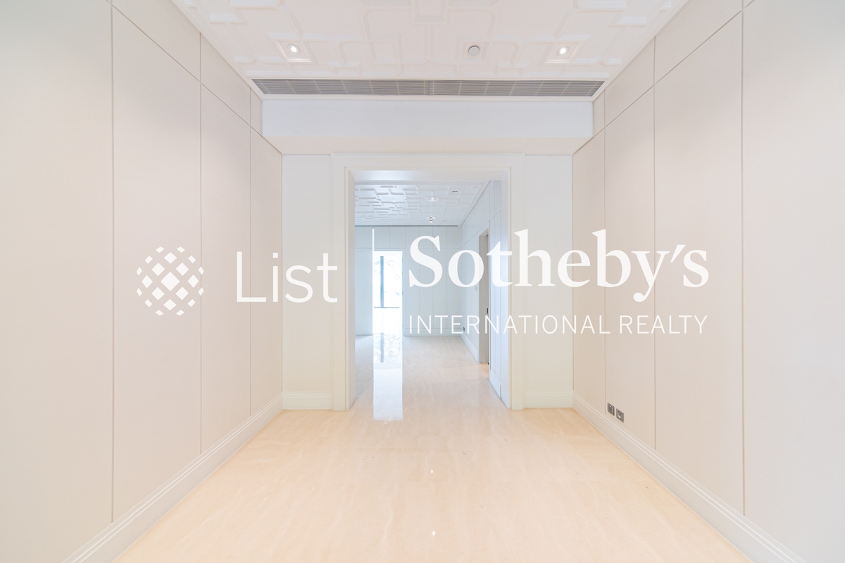 7-15 Mount Kellett Road 加列山道7-15號 | Foyer