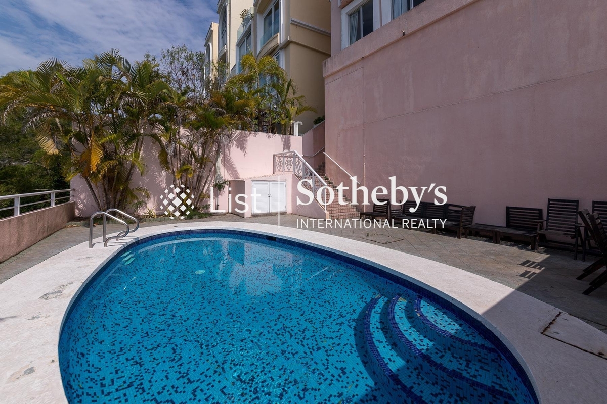 Redhill Peninsula 紅山半島 | Private Swimming Pool