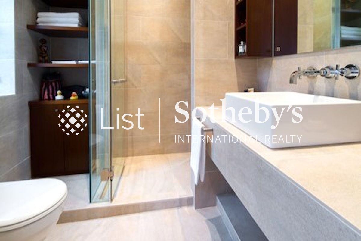Grosvenor House 高雲大廈 | Master Bathroom