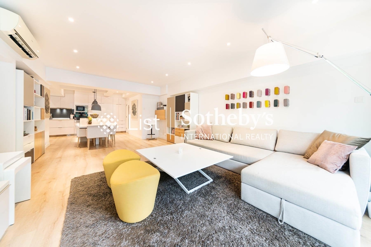 Realty Gardens 聯邦花園 | Living and Dining Room