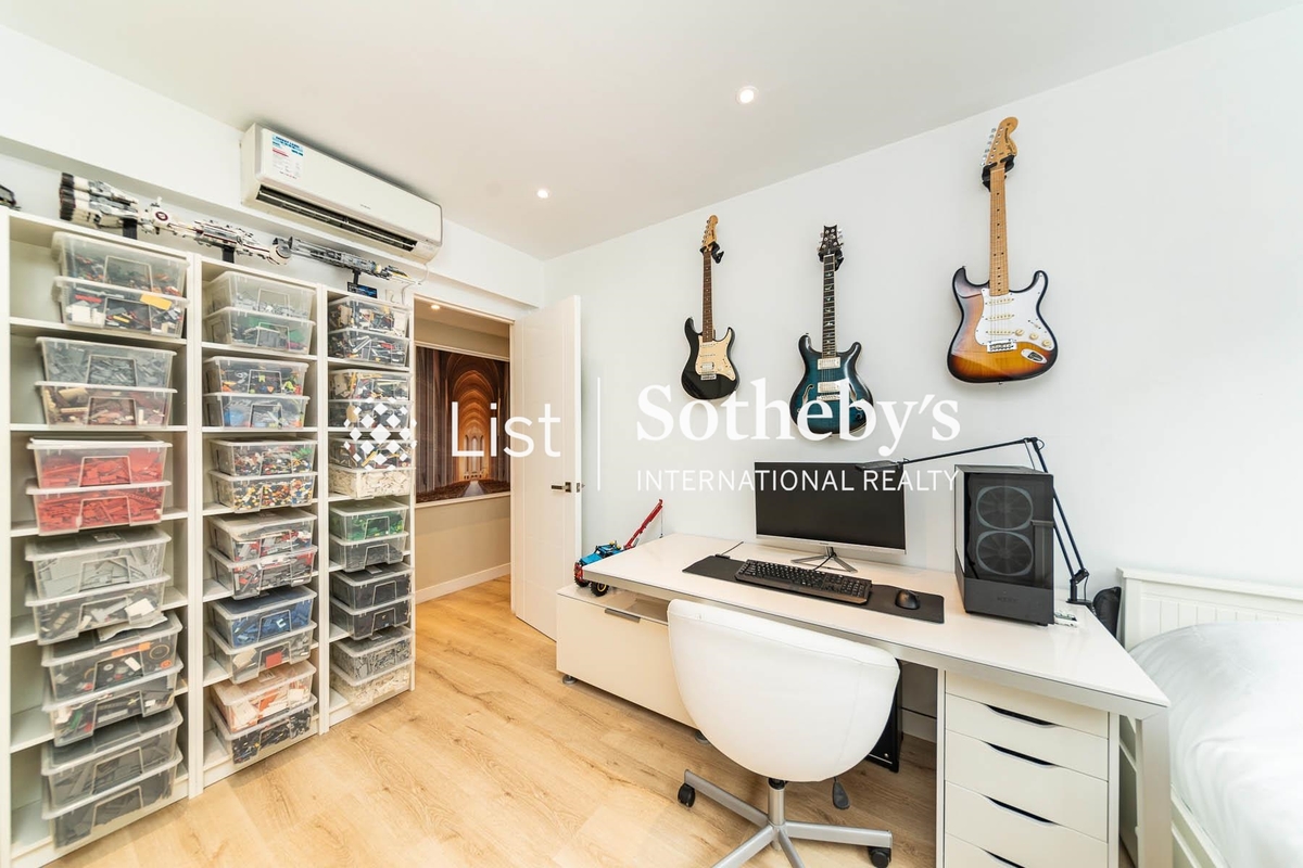 Realty Gardens 聯邦花園 | Second Bedroom