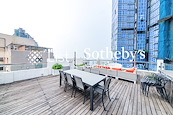 Merry Court 美丽阁 | Private Roof Terrace